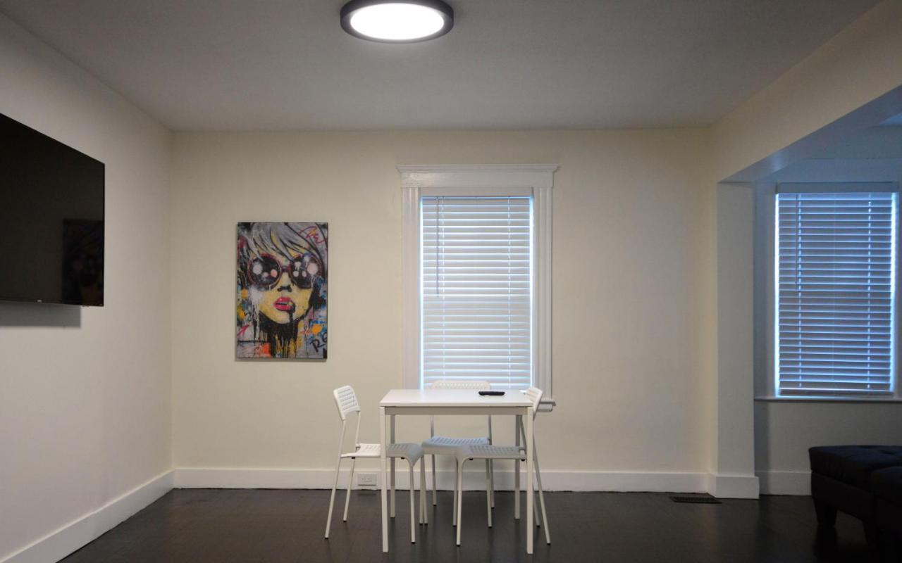 Modern Two Bedroom Condo - Boston Stoneham Экстерьер фото
