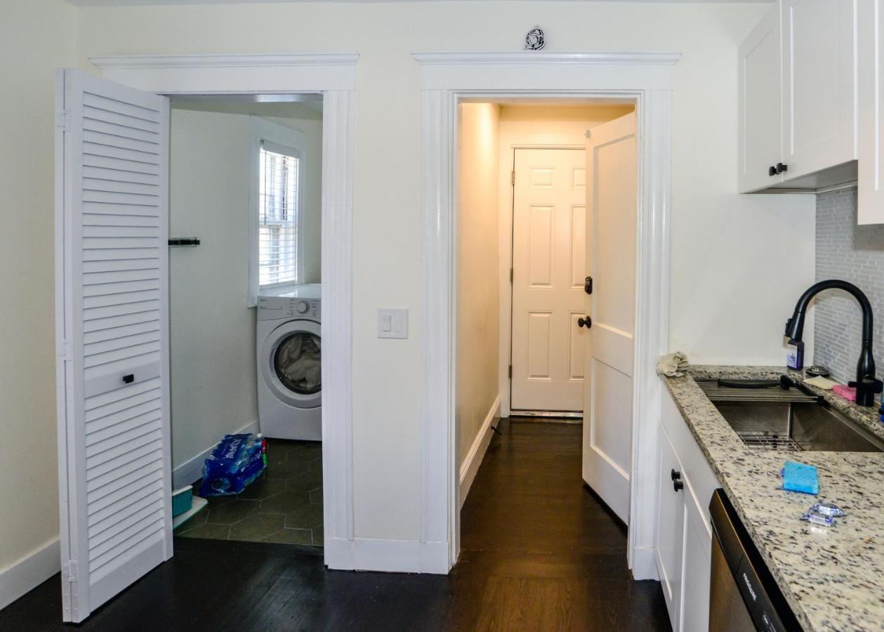 Modern Two Bedroom Condo - Boston Stoneham Экстерьер фото